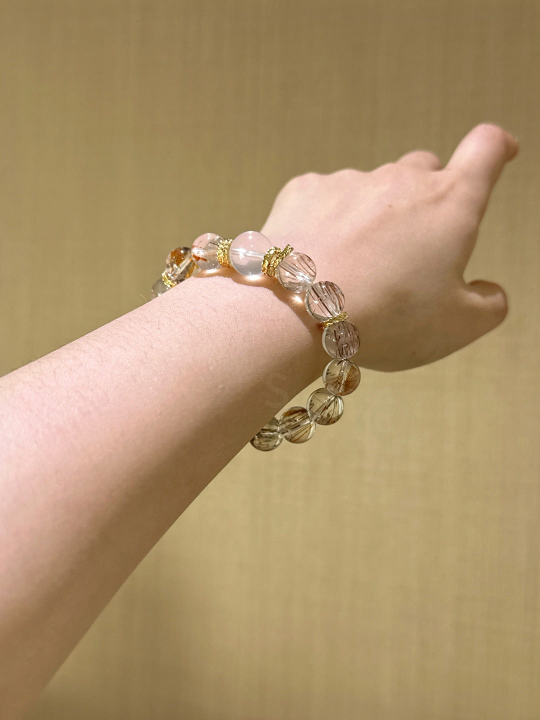 ▫️▪️ Black gold super milk white crystal bracelet